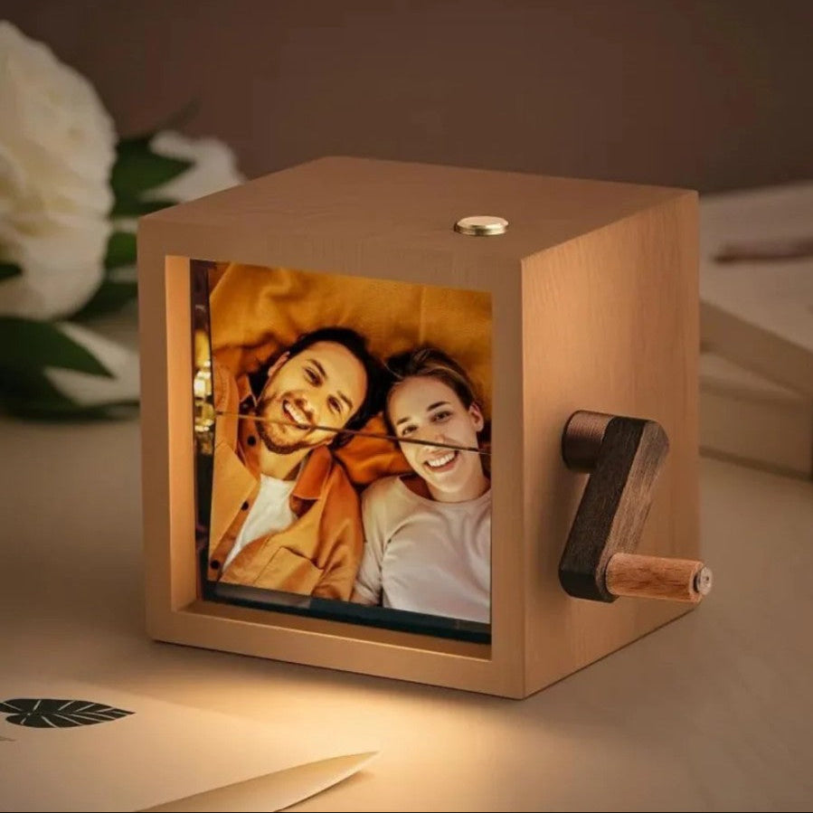 LumiReel™ Photo Flipbox