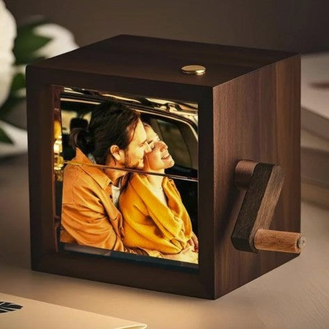 LumiReel™ Photo Flipbox